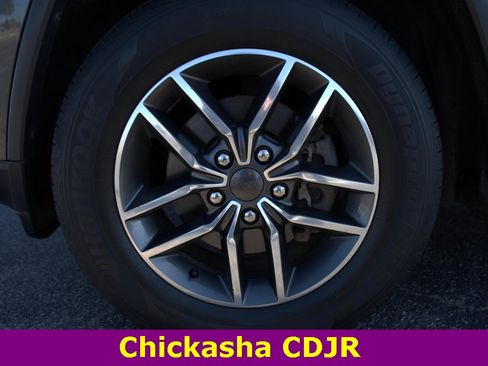 Used 2020 Jeep Grand Cherokee Limited w/ Trailer Tow Group IV image 19