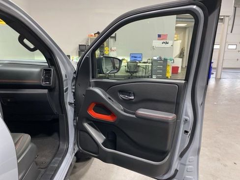 Certified 2023 Nissan Frontier PRO-4X w/ Pro Convenience Package AWD/4WD image 27