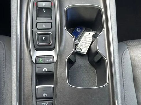 Used 2020 Honda Accord Hybrid image 19