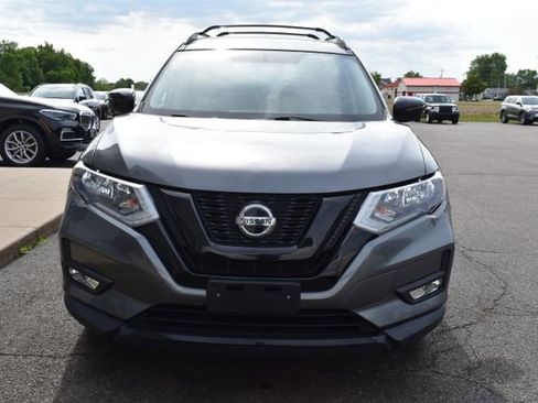 Used 2018 Nissan Rogue SV w/ Premium Package AWD/4WD image 13