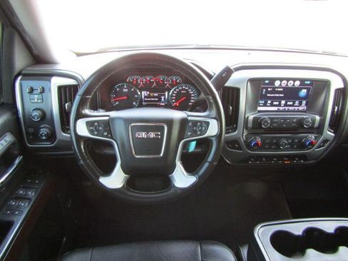 Used 2017 GMC Sierra 1500 SLT w/ SLT Premium Package image 9