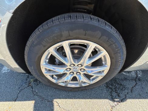 Used 2023 Buick Enclave Premium w/ Experience Buick Package AWD/4WD image 13