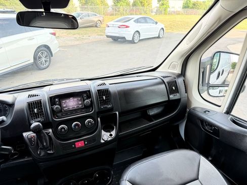 Used 2021 RAM ProMaster 2500 FWD image 22