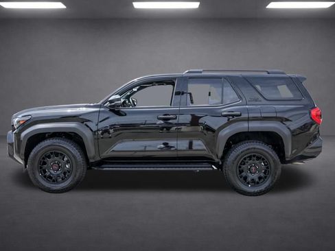 Used 2025 Toyota 4Runner TRD Off-Road Premium w/ Tow Technology Package AWD/4WD image 8