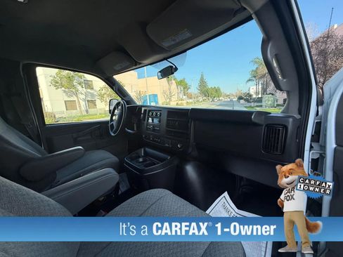 Used 2022 Chevrolet Express 2500 w/ Driver Convenience Package image 18