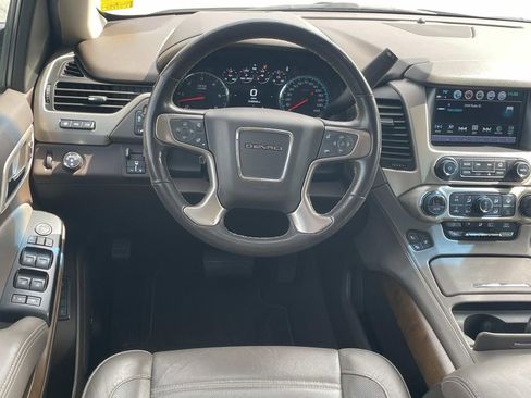Used 2019 GMC Yukon Denali w/ Open Road Package RWD image 19