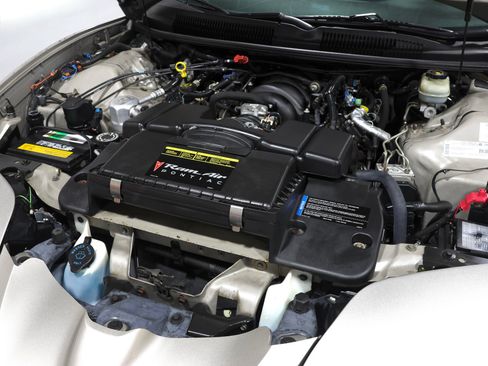 Used 2000 Pontiac Firebird Formula RWD image 27