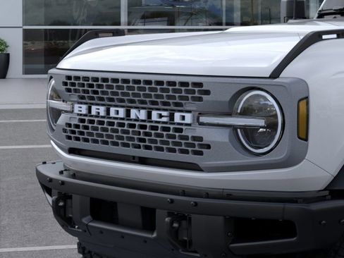 New 2025 Ford Bronco Badlands AWD/4WD image 19