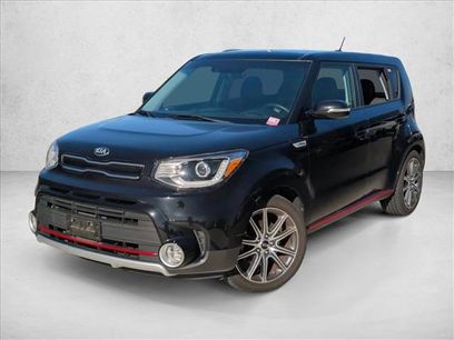 Used 2018 Kia Soul ! w/ Tech Package