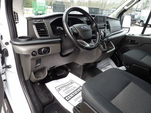 Used 2024 Ford Transit 250 148 Medium Roof w/ Load Area Protection Package image 16