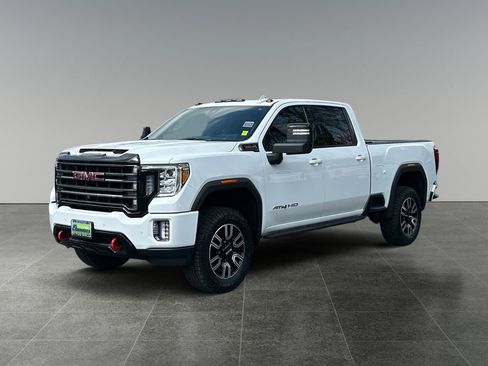 Used 2022 GMC Sierra 2500 AT4 w/ AT4 Premium Plus Package AWD/4WD image 4