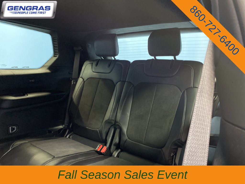 Used 2023 Jeep Grand Cherokee L Altitude AWD/4WD image 29