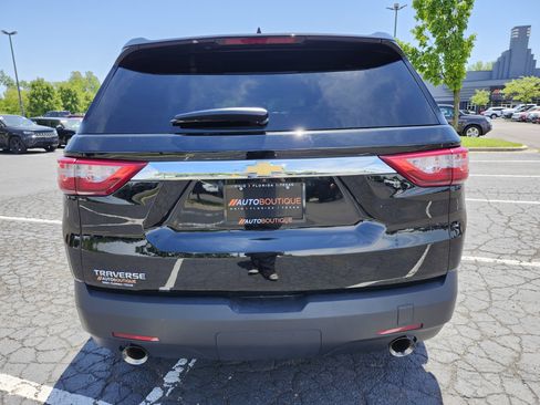 Used 2020 Chevrolet Traverse LS FWD image 16