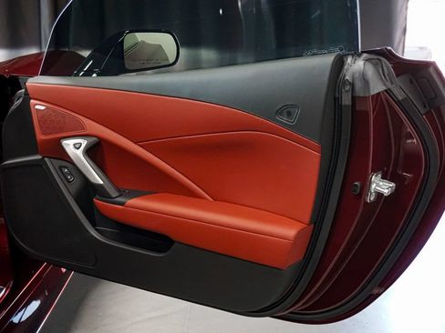 Used 2019 Chevrolet Corvette Z06 RWD image 39