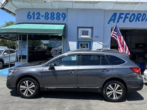 Used 2019 Subaru Outback 2.5i Limited AWD/4WD image 7