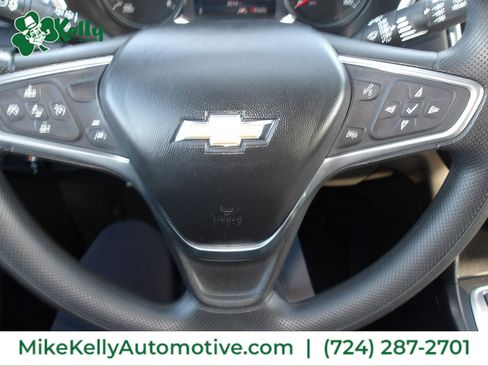 Certified 2023 Chevrolet Equinox LT w/ LPO, Floor Liner Package image 17