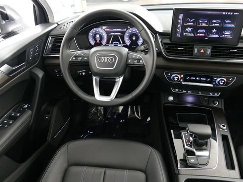Used 2023 Audi Q5 2.0T Premium Plus w/ Premium Plus Package AWD/4WD image 28