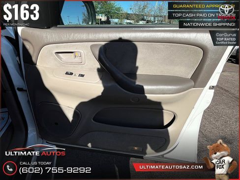 Used 2005 Toyota Sequoia SR5 AWD/4WD image 15