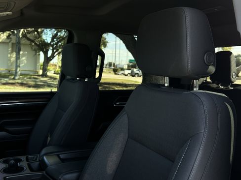 Used 2024 Chevrolet Silverado 1500 LT image 22