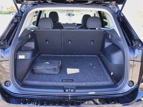 Certified 2025 Volkswagen Tiguan S image 10