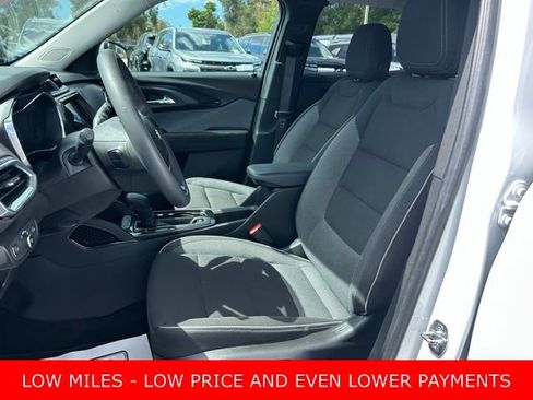 Used 2022 Chevrolet TrailBlazer LT w/ Convenience Package image 14