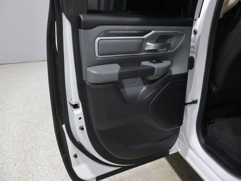 Used 2020 RAM 1500 Big Horn AWD/4WD image 17