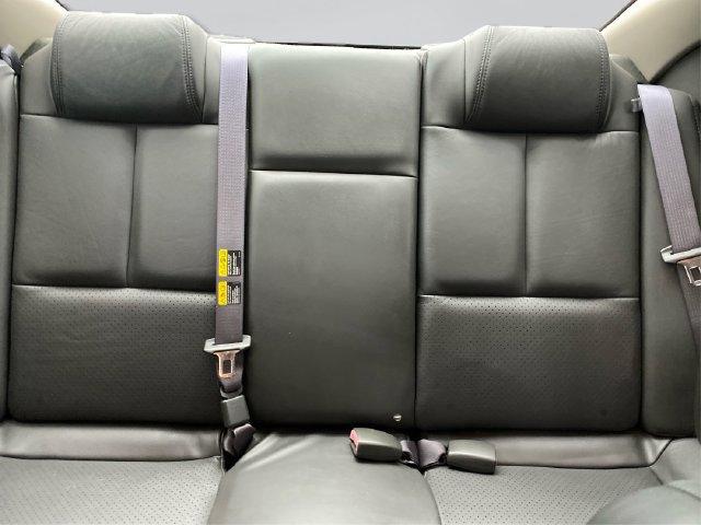 Used 2004 Pontiac Grand Prix GT2 w/ Leather Trim Pkg FWD image 20