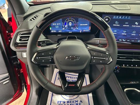 New 2026 Chevrolet Traverse RS AWD/4WD image 32