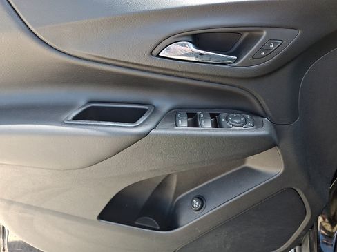 Used 2019 Chevrolet Equinox LT AWD/4WD image 15