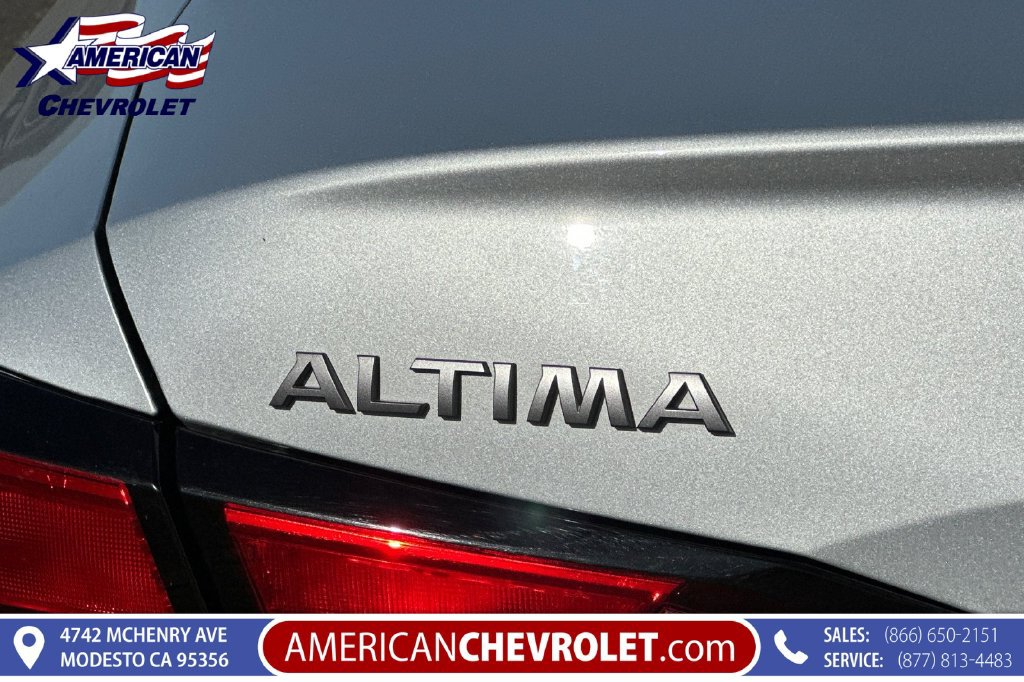 Used 2025 Nissan Altima 2.5 SV FWD image 37