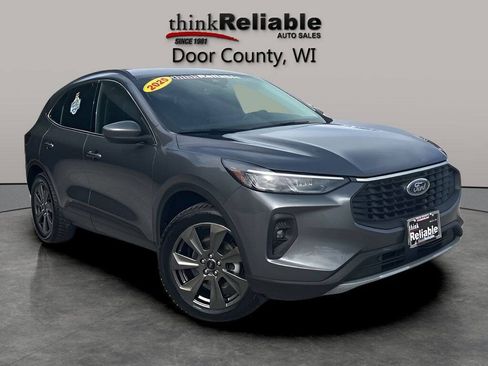Used 2025 Ford Escape Platinum AWD/4WD image 8