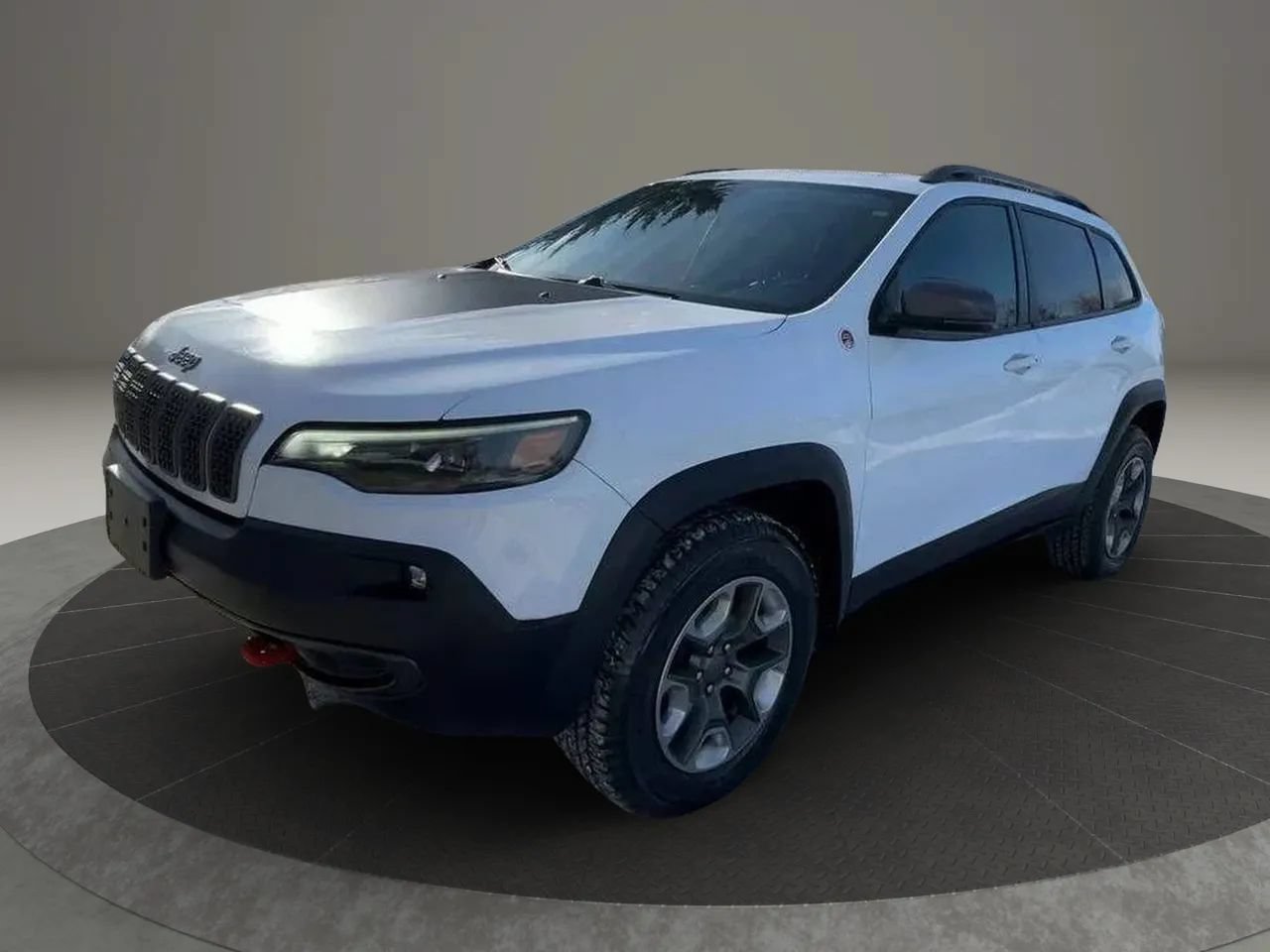 Used 2019 Jeep Cherokee Trailhawk AWD/4WD image 24