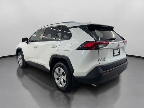 Used 2019 Toyota RAV4 LE w/ All Weather Liner Package AWD/4WD image 7