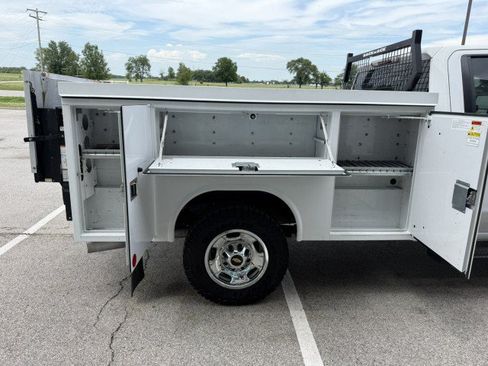 Used 2020 Chevrolet Silverado 2500 W/T w/ WT Convenience Package AWD/4WD image 17