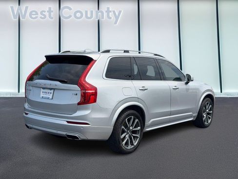 Used 2019 Volvo XC90 T6 Momentum AWD/4WD image 4
