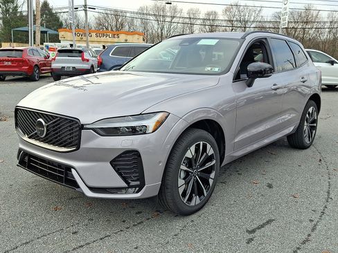 New 2026 Volvo XC60 B5 Plus w/ Protection Package Premier image 2