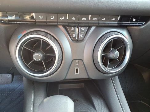 Used 2024 Chevrolet Blazer LT w/ Convenience Package image 23