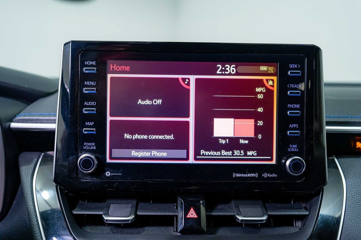 Used 2020 Toyota Corolla XSE FWD image 6