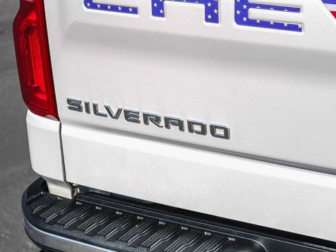 Used 2019 Chevrolet Silverado 1500 LTZ image 12