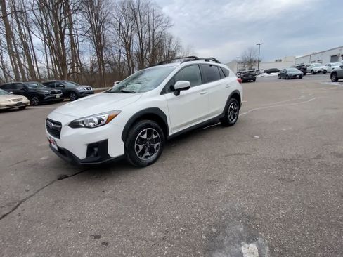 Used 2019 Subaru Crosstrek 2.0i Premium w/ Eyesight System image 4