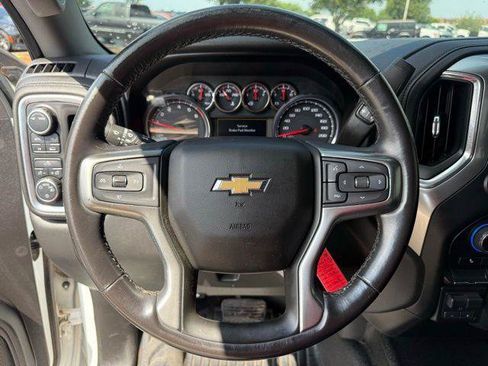 Used 2021 Chevrolet Silverado 1500 LT w/ Fleet Comfort Package AWD/4WD image 7