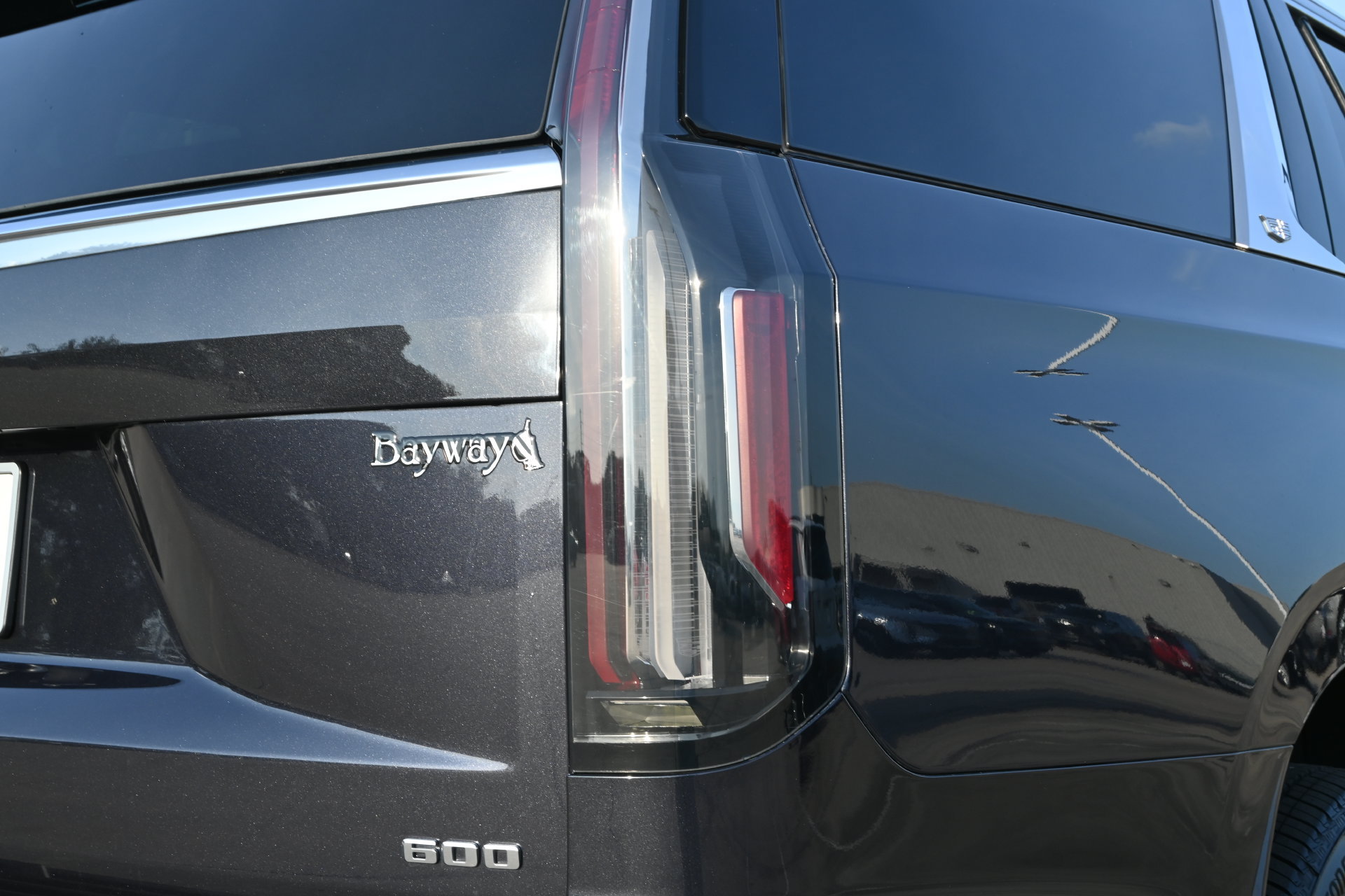 Certified 2023 Cadillac Escalade Premium Luxury w/ Performance Package AWD/4WD image 21