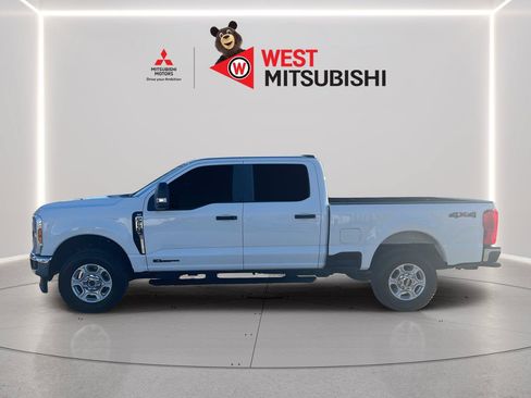 Used 2025 Ford F250 XLT AWD/4WD image 2