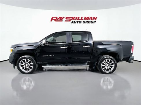 Used 2021 GMC Canyon Denali image 4
