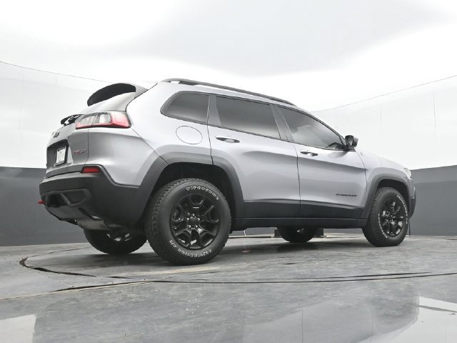 Used 2021 Jeep Cherokee Trailhawk w/ Trailer Tow Group AWD/4WD image 59
