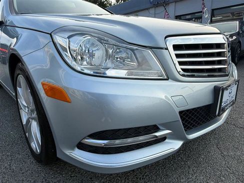 Used 2013 Mercedes-Benz C 300 4MATIC Sedan image 12