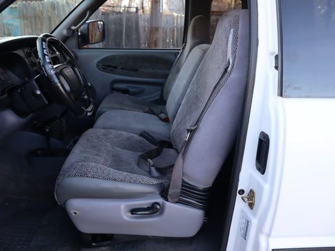 Used 2001 Dodge Ram 2500 Truck ST image 20