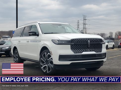 New 2026 Lincoln Navigator L Reserve AWD/4WD image 1
