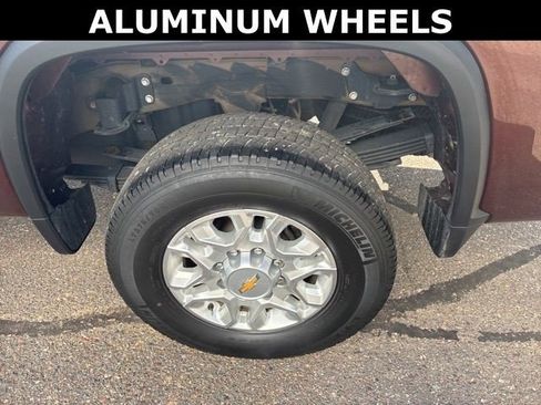Certified 2024 Chevrolet Silverado 3500 LT AWD/4WD image 11