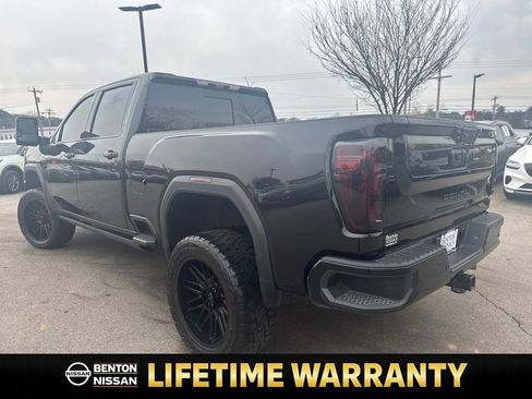 Used 2022 GMC Sierra 3500 Denali w/ Denali Black Diamond Edition image 7